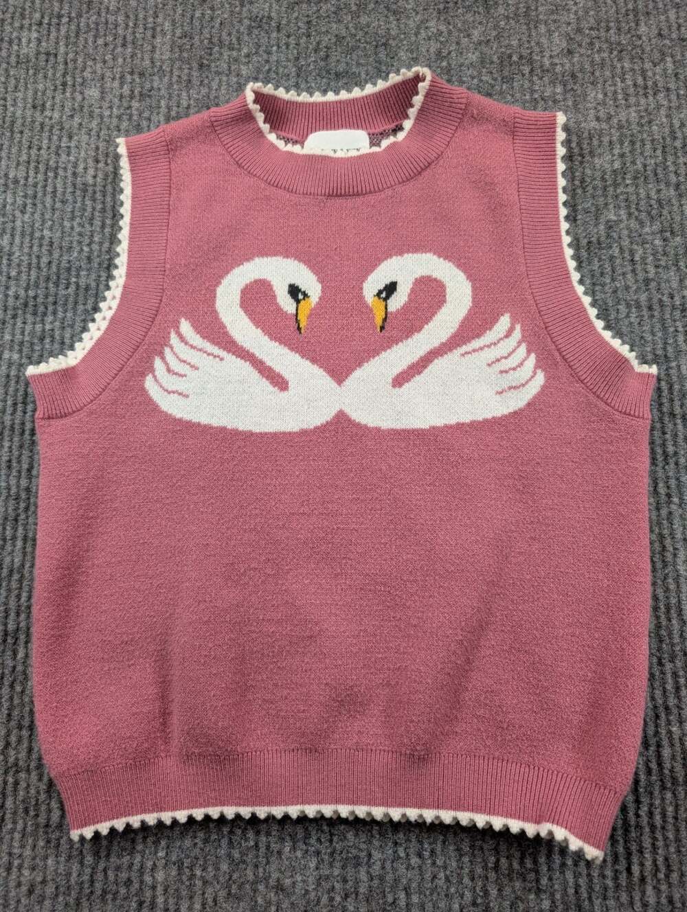 Willow & Wind Pink Swan Romantic Coquette Intarsia Knit Sweater Vest Sz XS